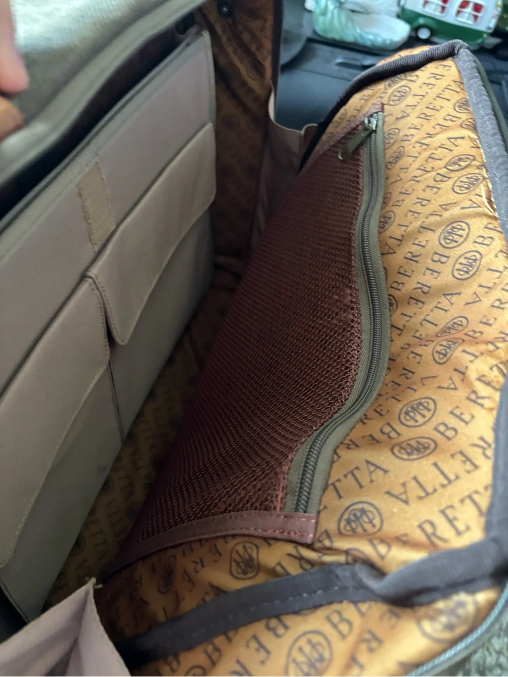 Beretta travel range shooting Men’s Brown Canvas & Leather Briefcase -
